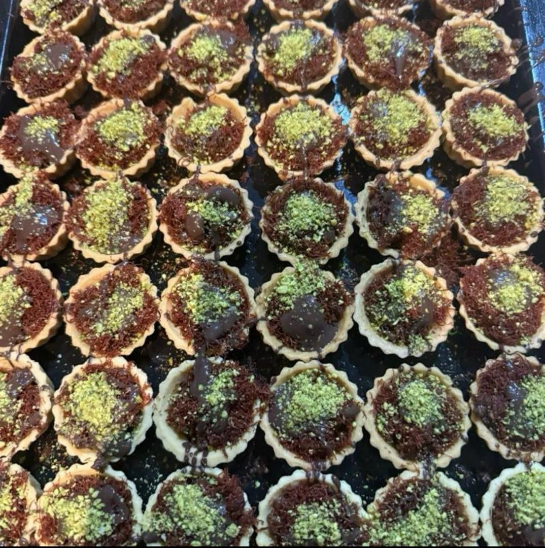 tart kunafa pistachos dark chocolate